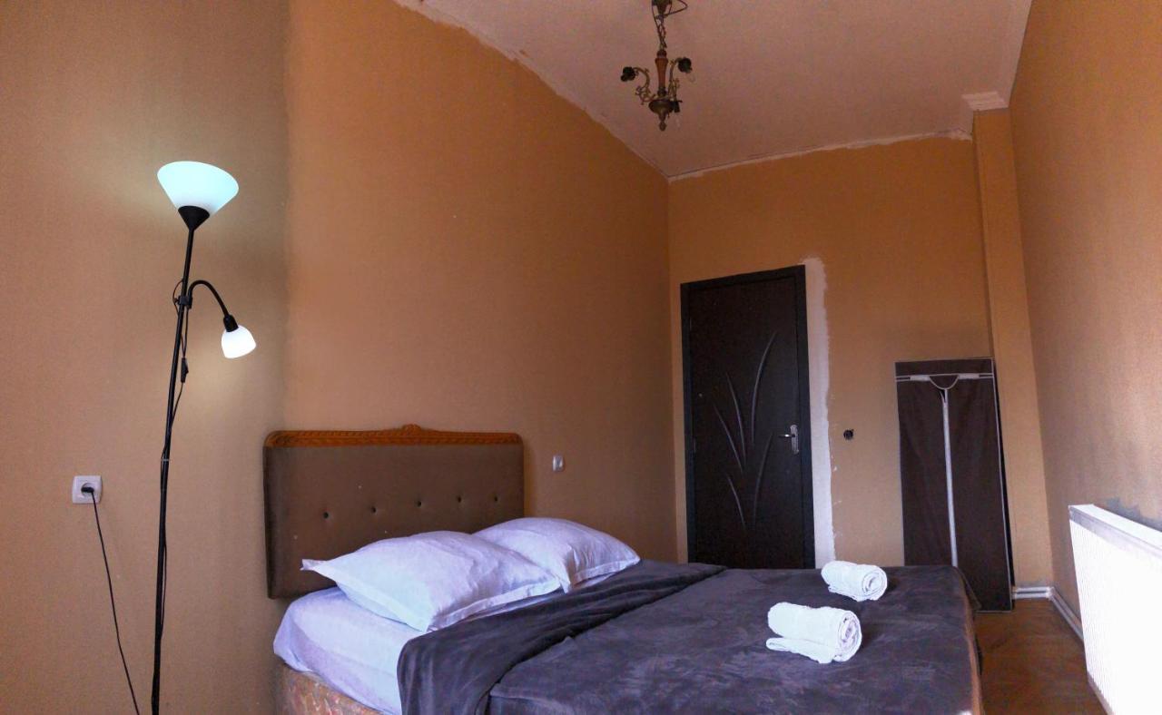 Lucky Family Hotel تبليسي المظهر الخارجي الصورة